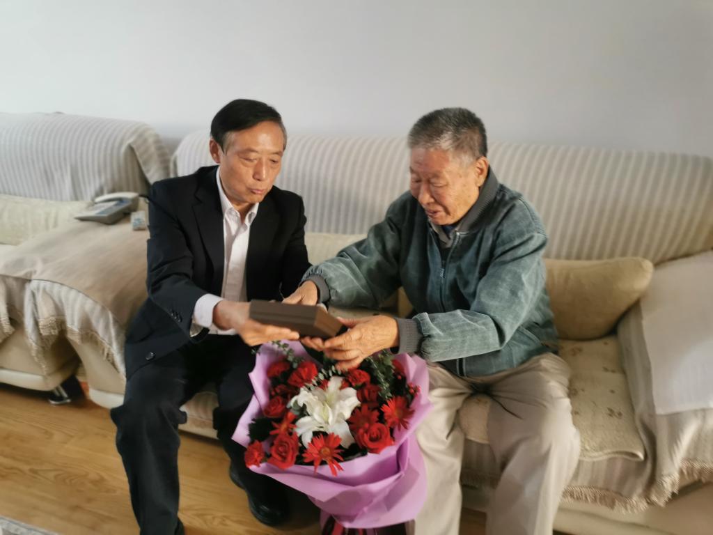 点击查看大图